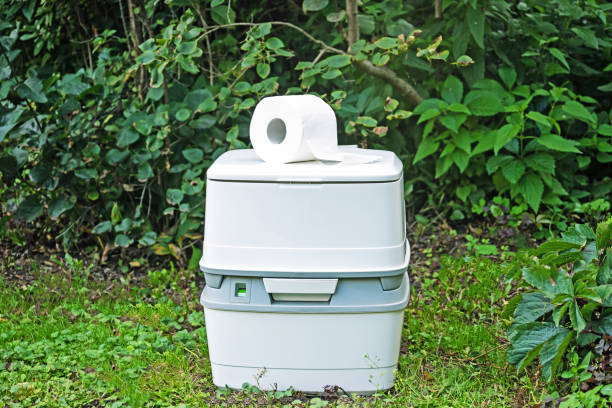 Best Portable restroom trailer rental  in Lakewood Park, TN